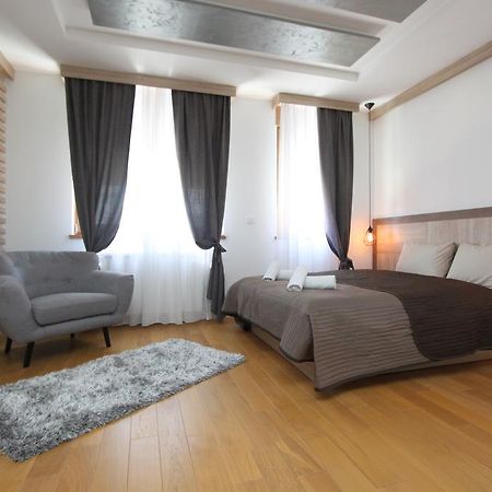 New Belgrade Apartments Magnetic, Parking 5 Evra Dan Dış mekan fotoğraf