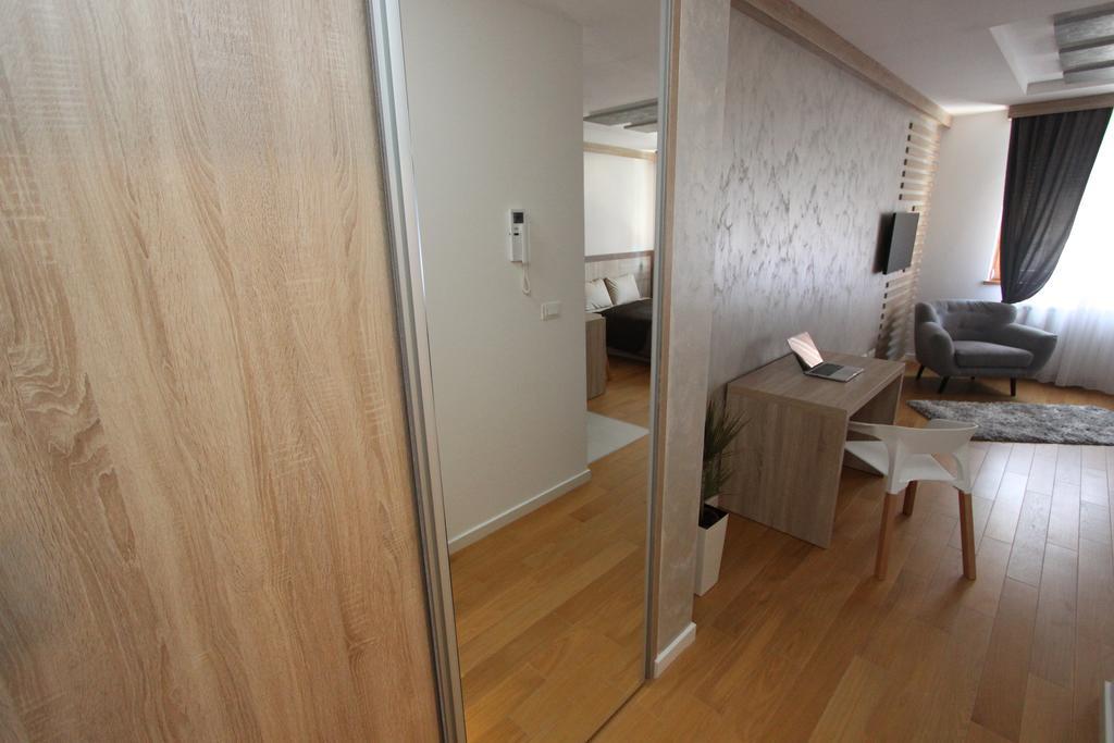 New Belgrade Apartments Magnetic, Parking 5 Evra Dan Dış mekan fotoğraf